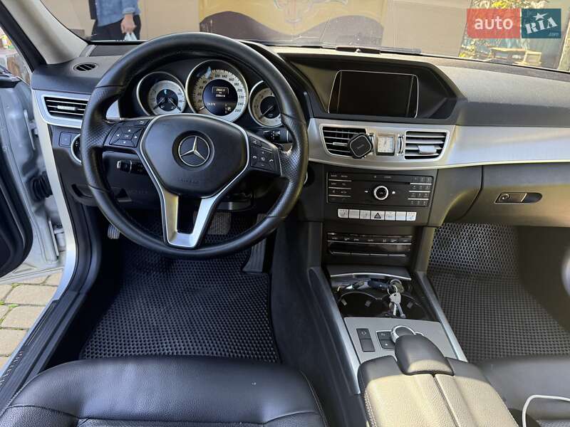 Универсал Mercedes-Benz E-Class 2015 в Луцке фото 15 Универсал Mercedes-Benz E-Class 2015 в Луцке
