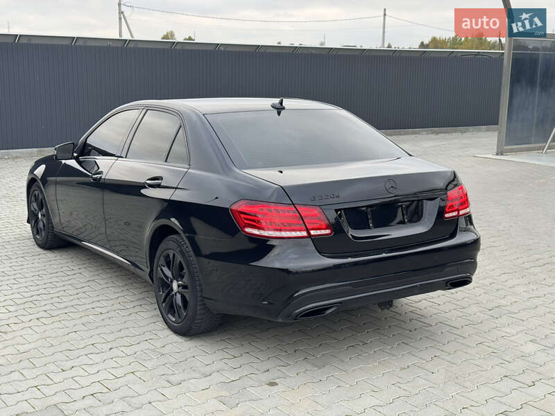 Седан Mercedes-Benz E-Class 2013 в Летичеве
