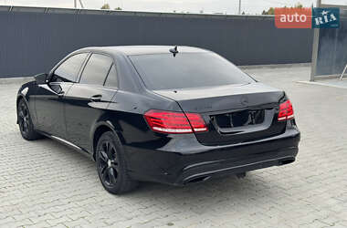 Седан Mercedes-Benz E-Class 2013 в 