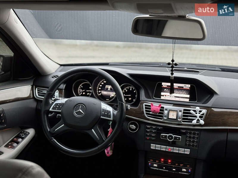 Седан Mercedes-Benz E-Class 2013 в Летичеве