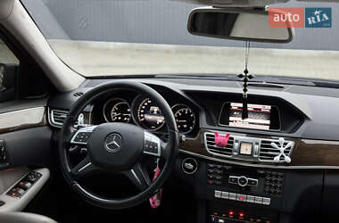 Седан Mercedes-Benz E-Class 2013 в 