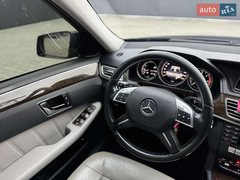 Седан Mercedes-Benz E-Class 2013 в Летичеве