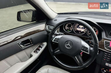 Седан Mercedes-Benz E-Class 2013 в 