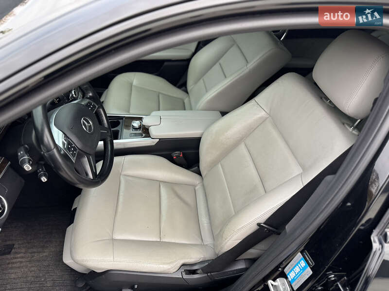 Седан Mercedes-Benz E-Class 2013 в Летичеве