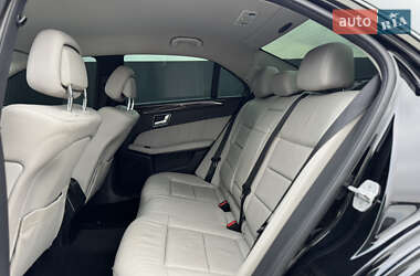 Седан Mercedes-Benz E-Class 2013 в 
