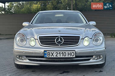 Седан Mercedes-Benz E-Class 2004 в  фото 5 Седан Mercedes-Benz E-Class 2004 в