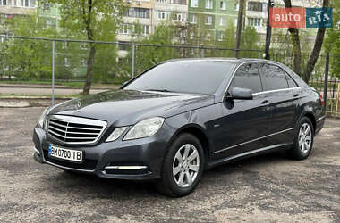 Седан Mercedes-Benz E-Class 2011 в  фото 17 Седан Mercedes-Benz E-Class 2011 в