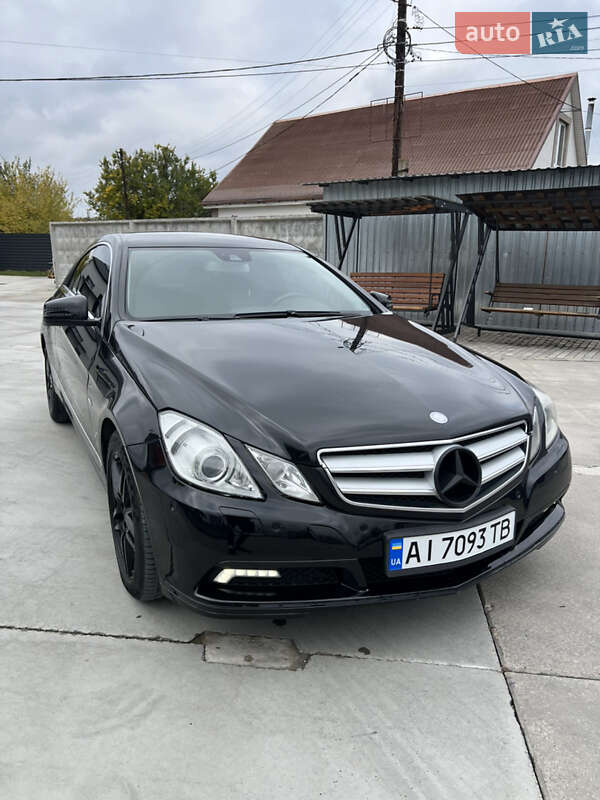 Купе Mercedes-Benz E-Class 2010 в Білій Церкві фото 4 Купе Mercedes-Benz E-Class 2010 в Білій Церкві