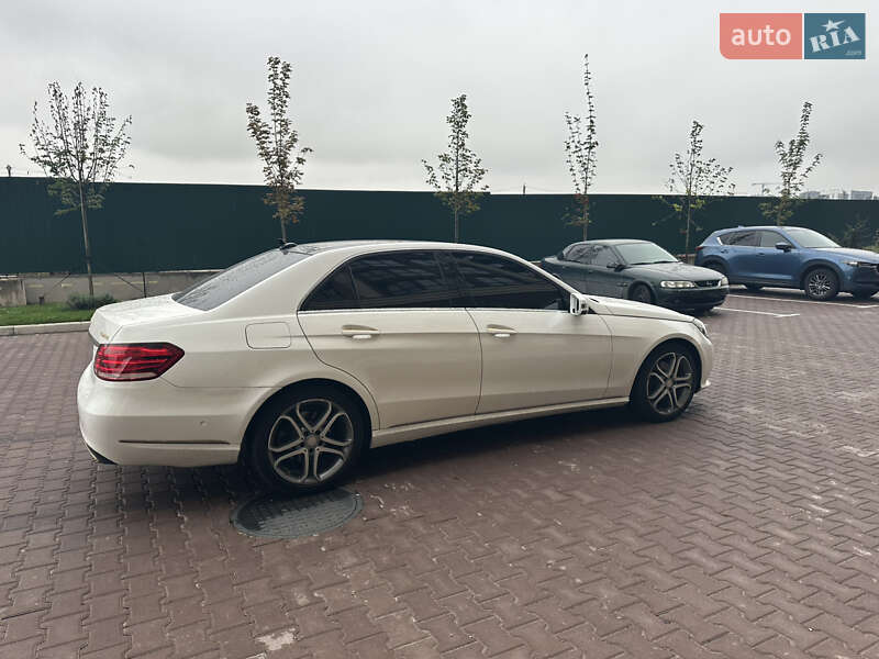 Седан Mercedes-Benz E-Class 2015 в Киеве фото 30 Седан Mercedes-Benz E-Class 2015 в Киеве