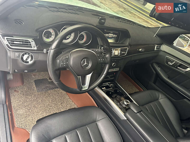 Седан Mercedes-Benz E-Class 2015 в Киеве фото 41 Седан Mercedes-Benz E-Class 2015 в Киеве