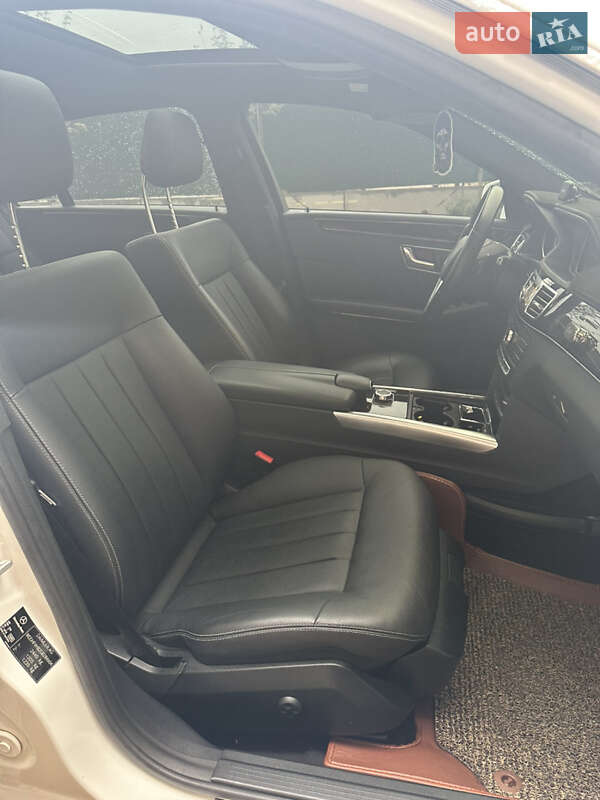 Седан Mercedes-Benz E-Class 2015 в Киеве фото 57 Седан Mercedes-Benz E-Class 2015 в Киеве