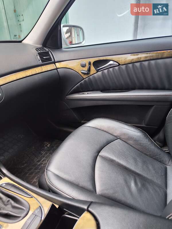 Универсал Mercedes-Benz E-Class 2006 в Киеве фото 6 Универсал Mercedes-Benz E-Class 2006 в Киеве