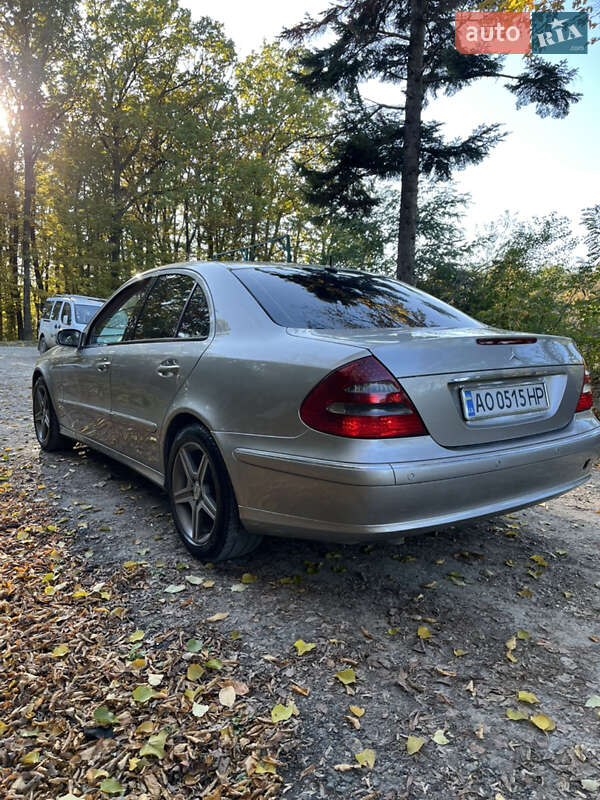 Седан Mercedes-Benz E-Class 2003 в Черновцах фото 2 Седан Mercedes-Benz E-Class 2003 в Черновцах