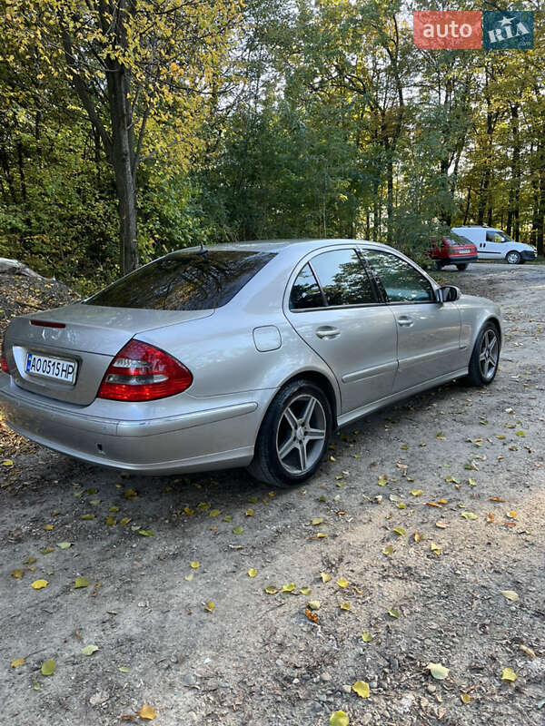 Седан Mercedes-Benz E-Class 2003 в Черновцах фото 6 Седан Mercedes-Benz E-Class 2003 в Черновцах