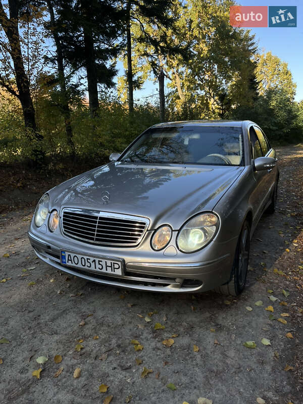 Седан Mercedes-Benz E-Class 2003 в Черновцах фото 12 Седан Mercedes-Benz E-Class 2003 в Черновцах