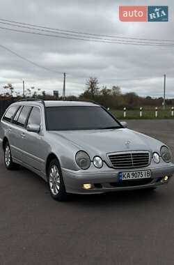 Универсал Mercedes-Benz E-Class 2002 в  фото 7 Универсал Mercedes-Benz E-Class 2002 в