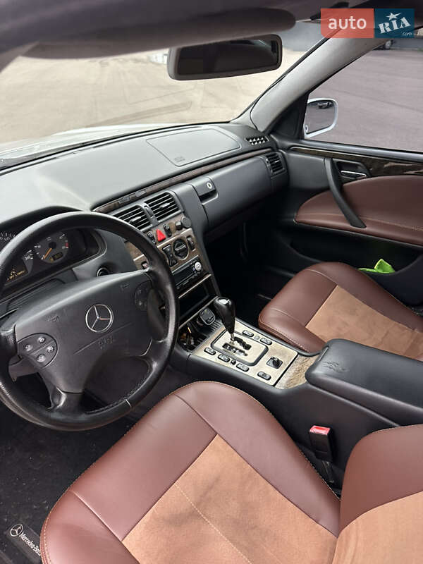 Универсал Mercedes-Benz E-Class 2002 в Борисполе