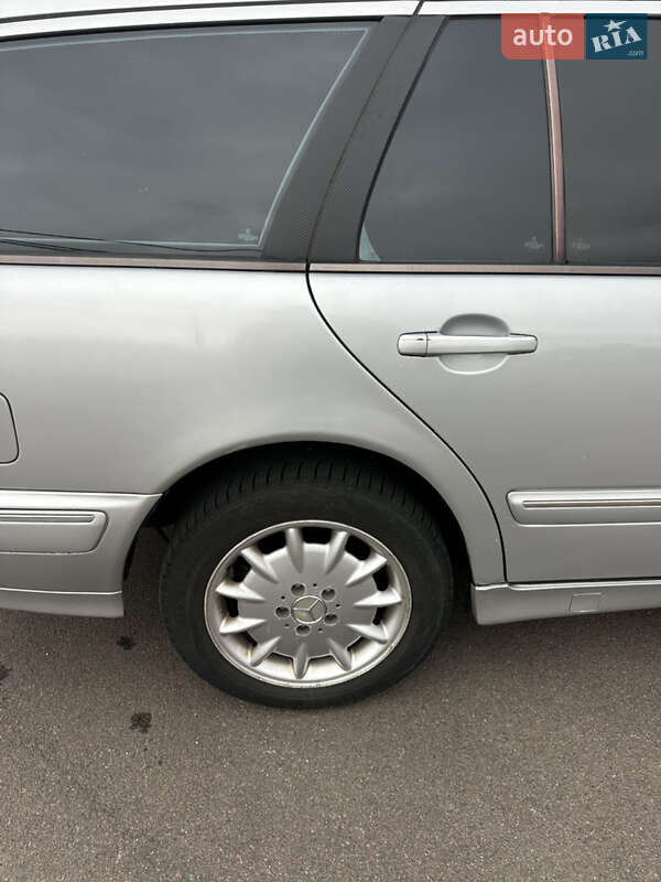 Универсал Mercedes-Benz E-Class 2002 в Борисполе