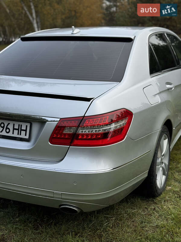 Седан Mercedes-Benz E-Class 2010 в Ковелі фото 7 Седан Mercedes-Benz E-Class 2010 в Ковелі