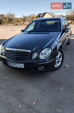 Седан Mercedes-Benz E-Class 2003 в Сокирянах