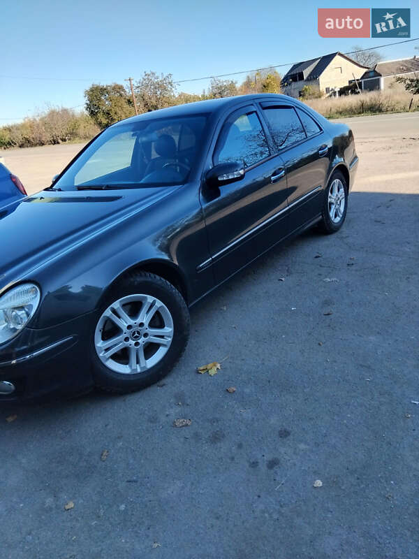 Седан Mercedes-Benz E-Class 2003 в Сокирянах фото 2 Седан Mercedes-Benz E-Class 2003 в Сокирянах