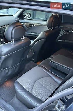 Универсал Mercedes-Benz E-Class 2003 в  фото 15 Универсал Mercedes-Benz E-Class 2003 в
