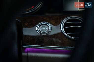 Седан Mercedes-Benz E-Class 2016 в  фото 38 Седан Mercedes-Benz E-Class 2016 в