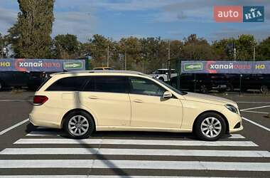 Универсал Mercedes-Benz E-Class 2015 в 
