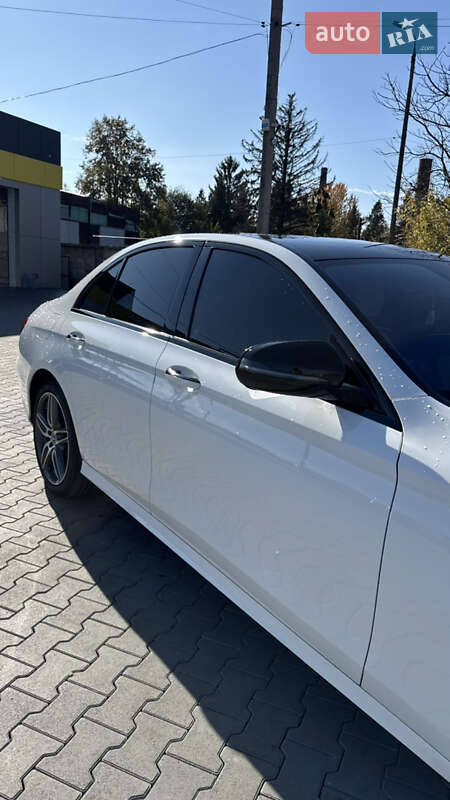 Седан Mercedes-Benz E-Class 2018 в Тернополе фото 96 Седан Mercedes-Benz E-Class 2018 в Тернополе