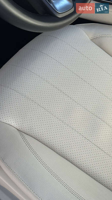 Седан Mercedes-Benz E-Class 2018 в Тернополе фото 128 Седан Mercedes-Benz E-Class 2018 в Тернополе