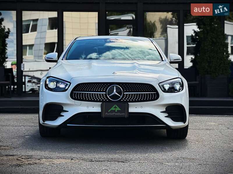 Седан Mercedes-Benz E-Class 2022 в Киеве