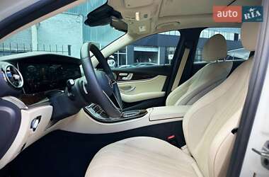 Седан Mercedes-Benz E-Class 2022 в  фото 27 Седан Mercedes-Benz E-Class 2022 в
