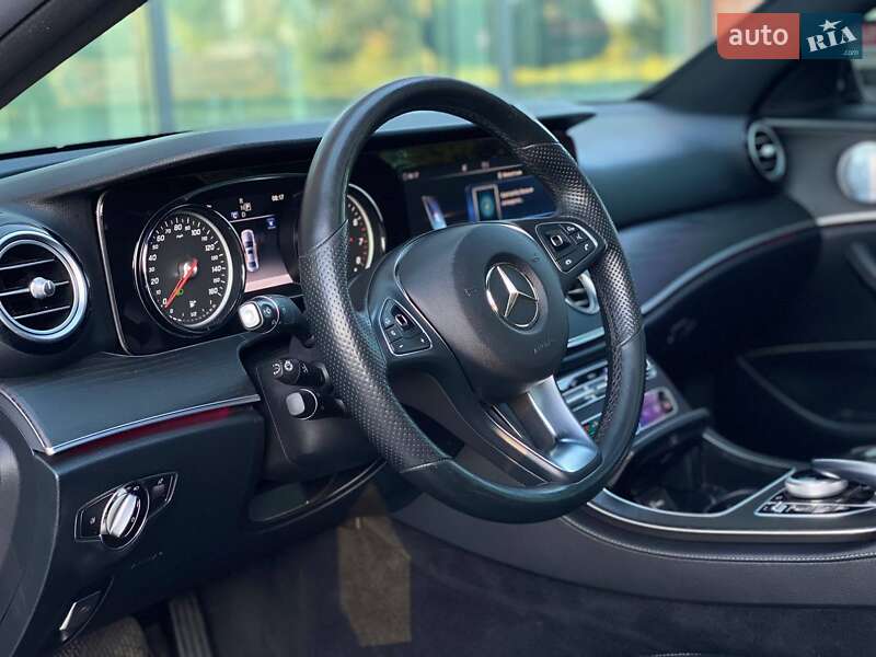 Седан Mercedes-Benz E-Class 2018 в Києві фото 30 Седан Mercedes-Benz E-Class 2018 в Києві