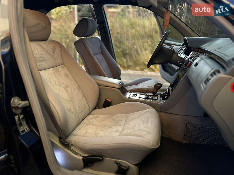Седан Mercedes-Benz E-Class 2001 в Івано-Франківську