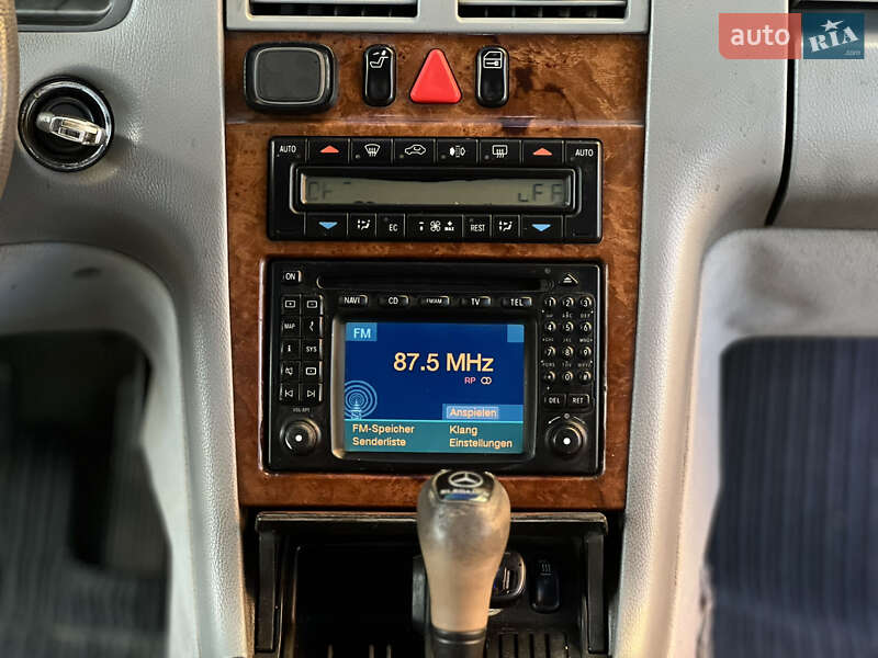 Седан Mercedes-Benz E-Class 2001 в Івано-Франківську