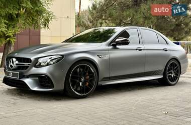 Седан Mercedes-Benz E-Class 2018 в 