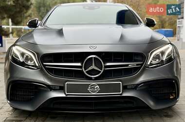 Седан Mercedes-Benz E-Class 2018 в 