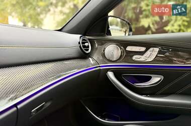 Седан Mercedes-Benz E-Class 2018 в 