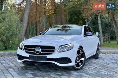 Седан Mercedes-Benz E-Class 2016 в Киеве Седан Mercedes-Benz E-Class 2016 в Киеве