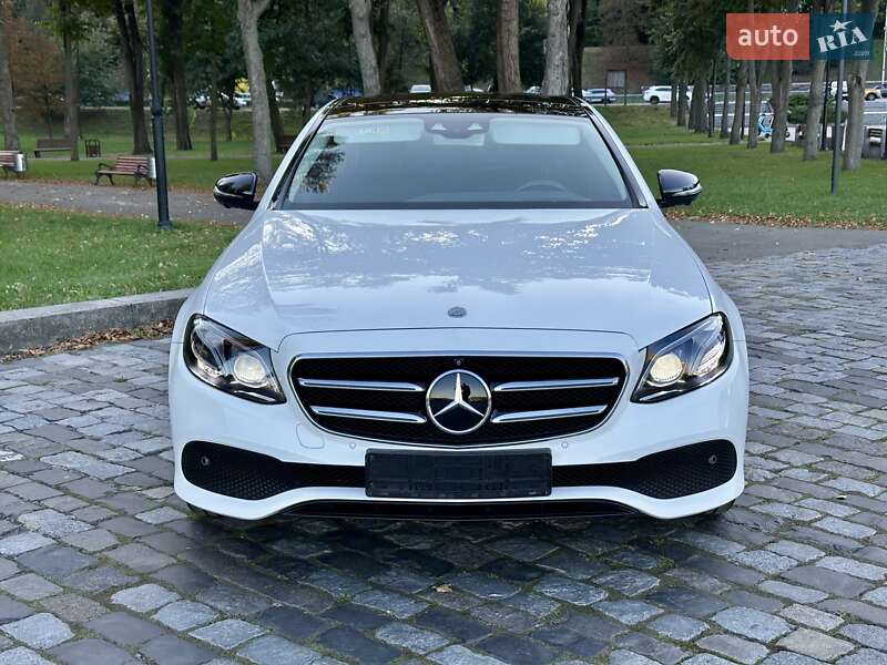 Седан Mercedes-Benz E-Class 2016 в Киеве фото 16 Седан Mercedes-Benz E-Class 2016 в Киеве