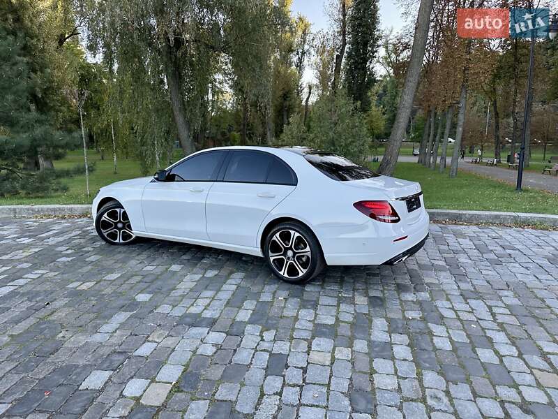 Седан Mercedes-Benz E-Class 2016 в Киеве фото 66 Седан Mercedes-Benz E-Class 2016 в Киеве