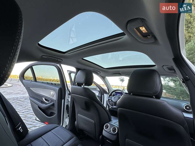 Седан Mercedes-Benz E-Class 2016 в Киеве фото 83 Седан Mercedes-Benz E-Class 2016 в Киеве