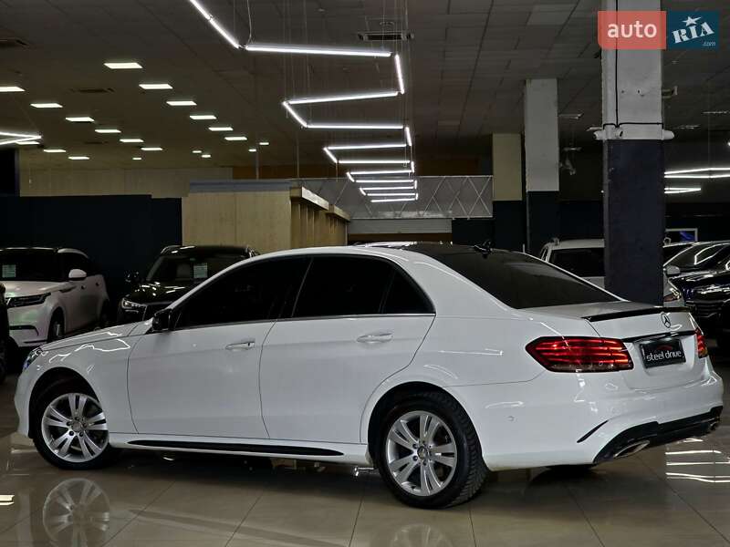 Седан Mercedes-Benz E-Class 2015 в Миколаєві фото 8 Седан Mercedes-Benz E-Class 2015 в Миколаєві