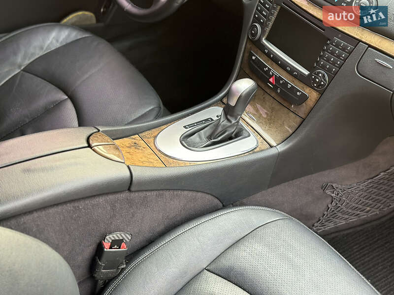 Седан Mercedes-Benz E-Class 2005 в Вінниці фото 38 Седан Mercedes-Benz E-Class 2005 в Вінниці