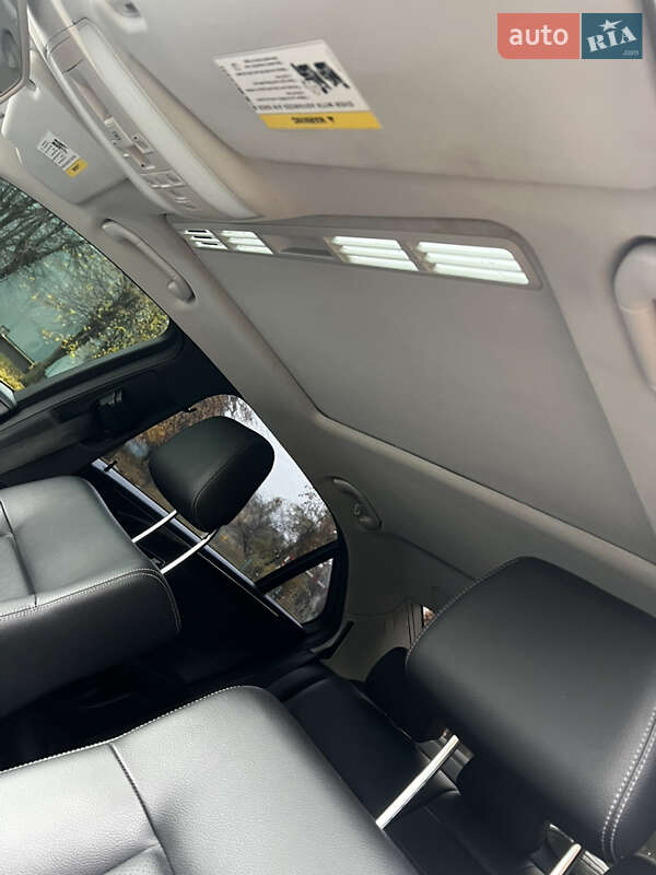 Седан Mercedes-Benz E-Class 2014 в Житомире