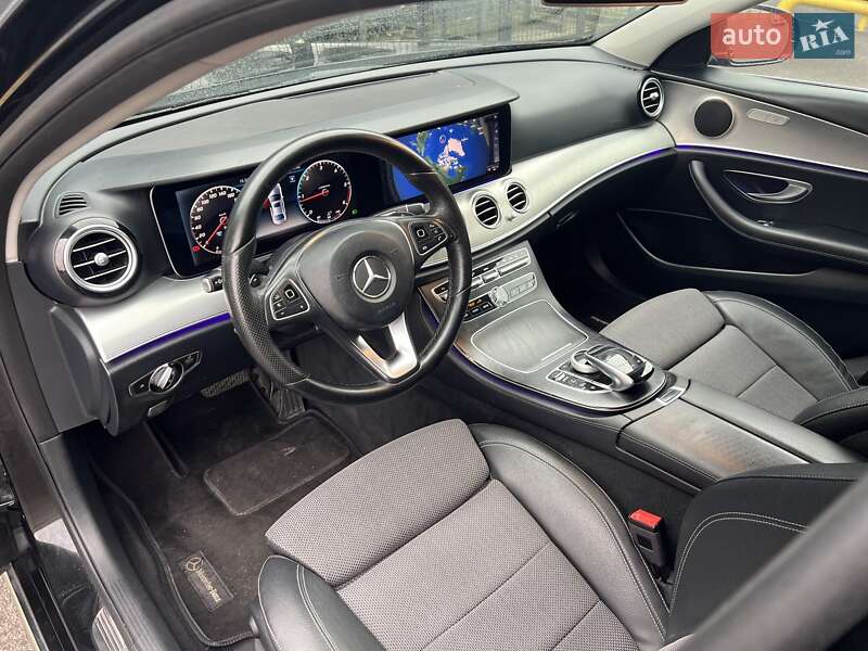 Седан Mercedes-Benz E-Class 2017 в Ужгороде фото 15 Седан Mercedes-Benz E-Class 2017 в Ужгороде