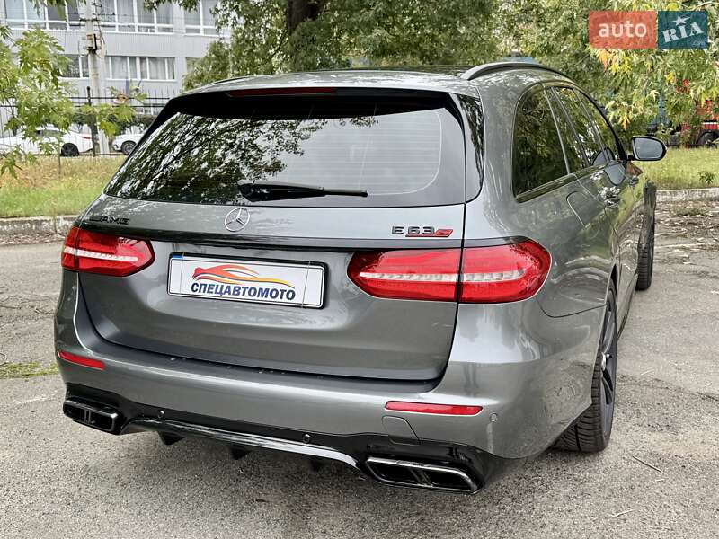 Універсал Mercedes-Benz E-Class 2018 в Києві