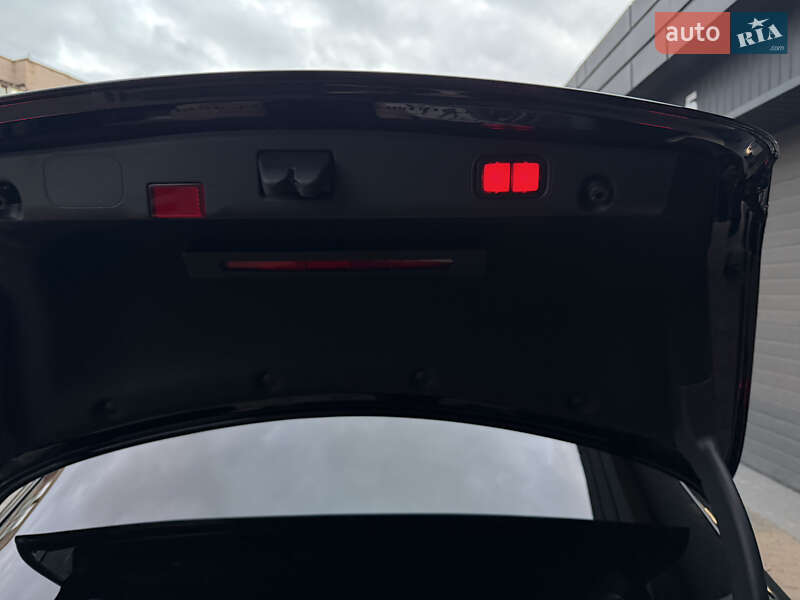 Седан Mercedes-Benz E-Class 2020 в Кривому Розі