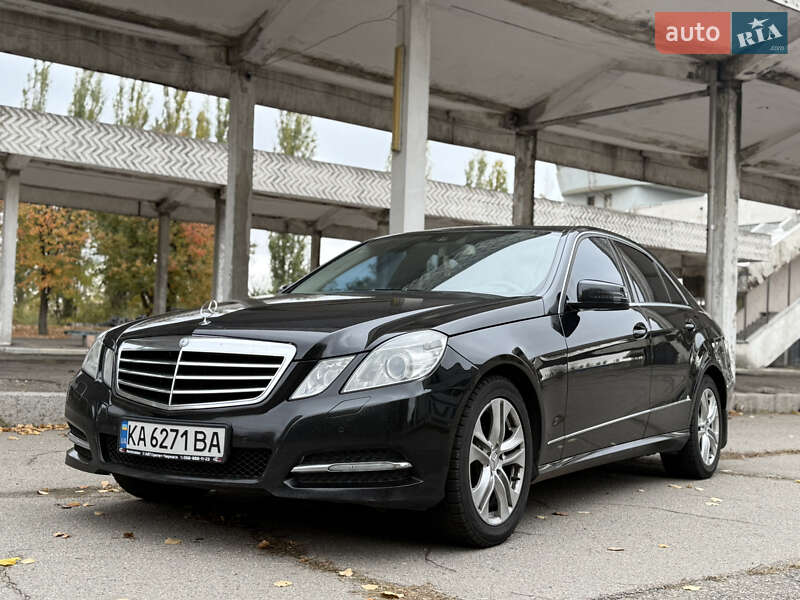 Седан Mercedes-Benz E-Class 2011 в Смілі фото 3 Седан Mercedes-Benz E-Class 2011 в Смілі