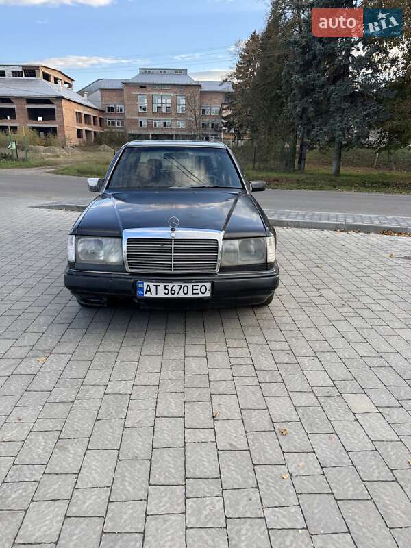 Седан Mercedes-Benz E-Class 1990 в Косове фото 4 Седан Mercedes-Benz E-Class 1990 в Косове